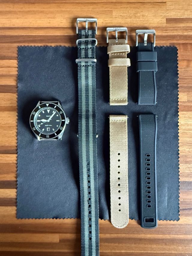 Reloj Vaer DS2 Ocean-Ready Negro Cuarzo