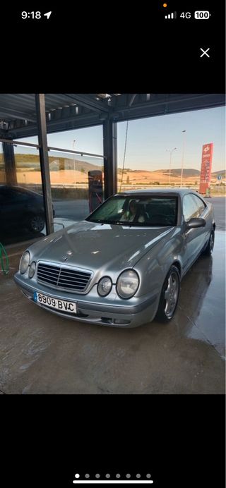 Mercedes-Benz  CLK 2001
