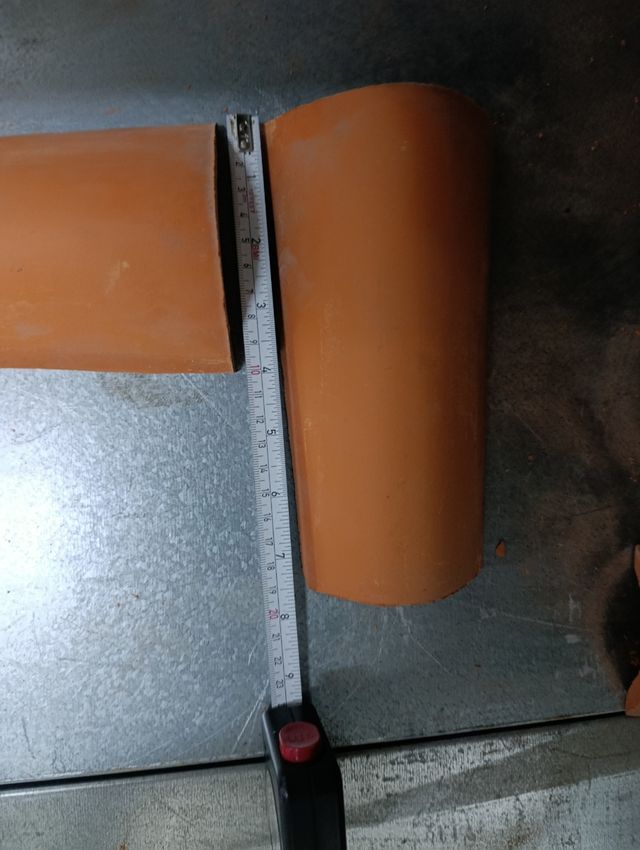 Tejas curvas de barro nuevas