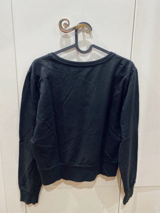 Sudadera negra de mujer