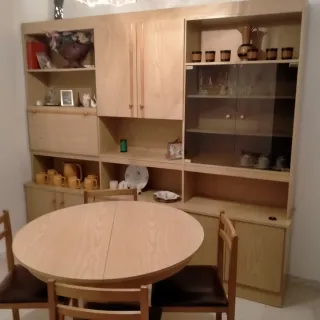 Conjunto mueble y mesa comedor 