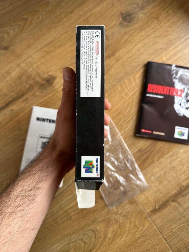 Caja manual Resident Evil 2 Nintendo 64 PAL