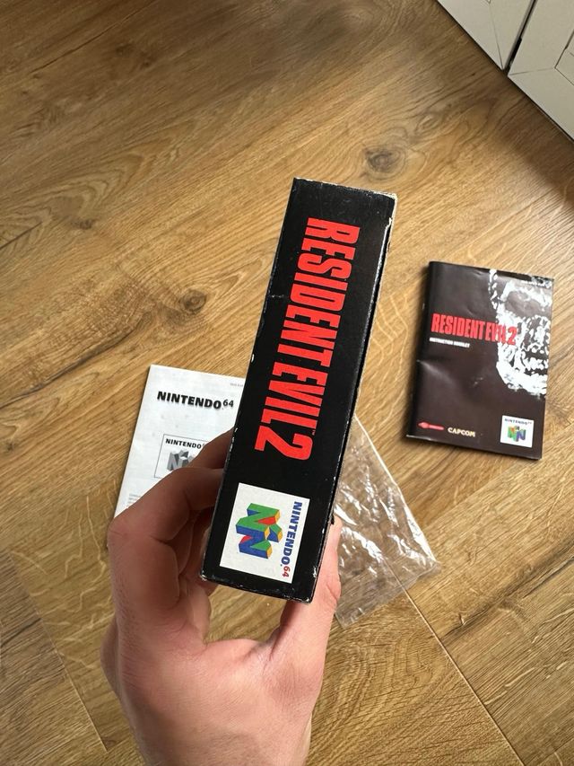 Caja manual Resident Evil 2 Nintendo 64 PAL