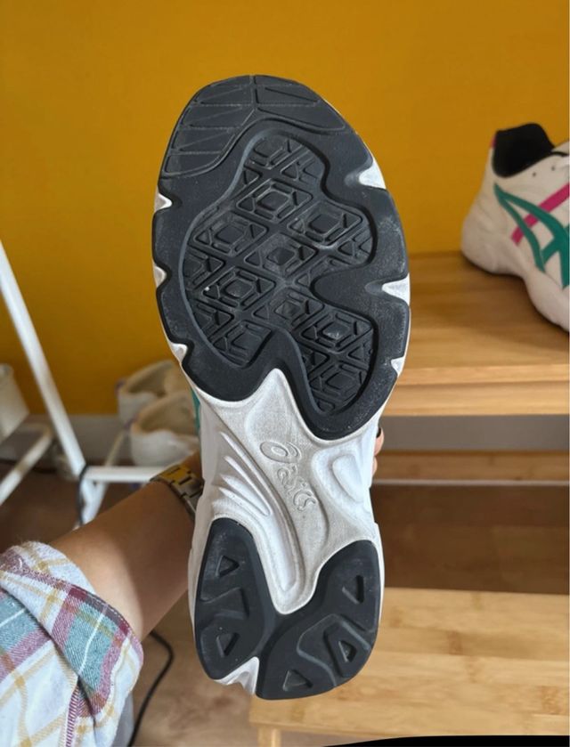 Zapatillas Asics Blancas