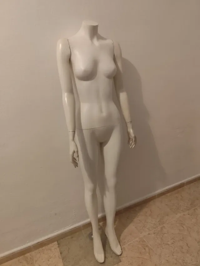 Maniquí Femenino Blanco