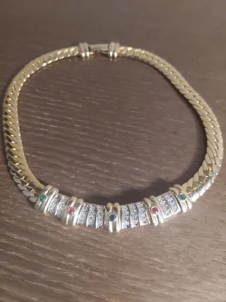 COLLAR DORADO
