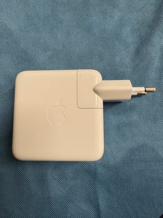 Cargador Apple MacBook 70w