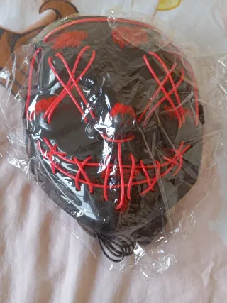 Mascara Purga LED Negra Roja