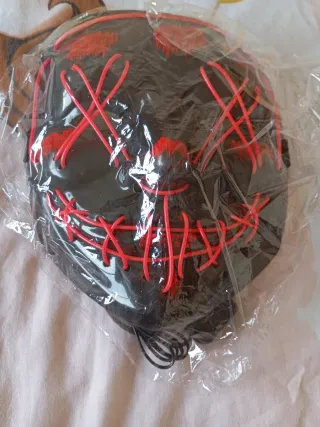 Mascara Purga LED Negra Roja