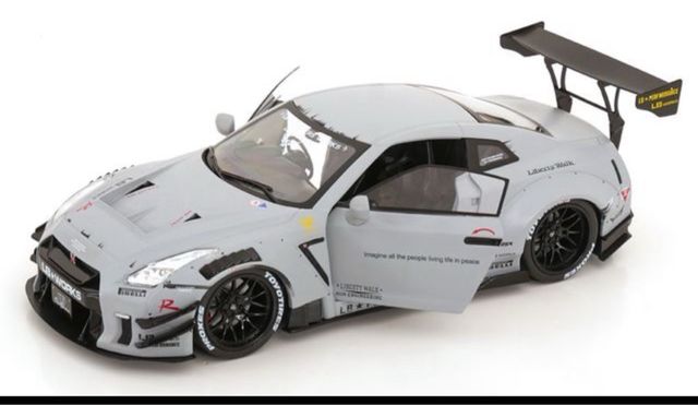 Kit 1:18 Nissan Skyline GT-R R35 LBWK + Figura
