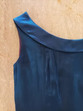 Vestido fiesta azul escote barco