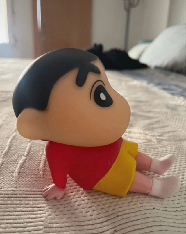 Figura soporte para móvil Crayon Shin Chan