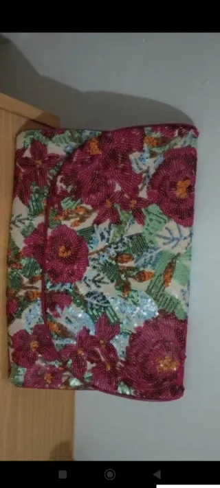 Bolso de fiesta floral