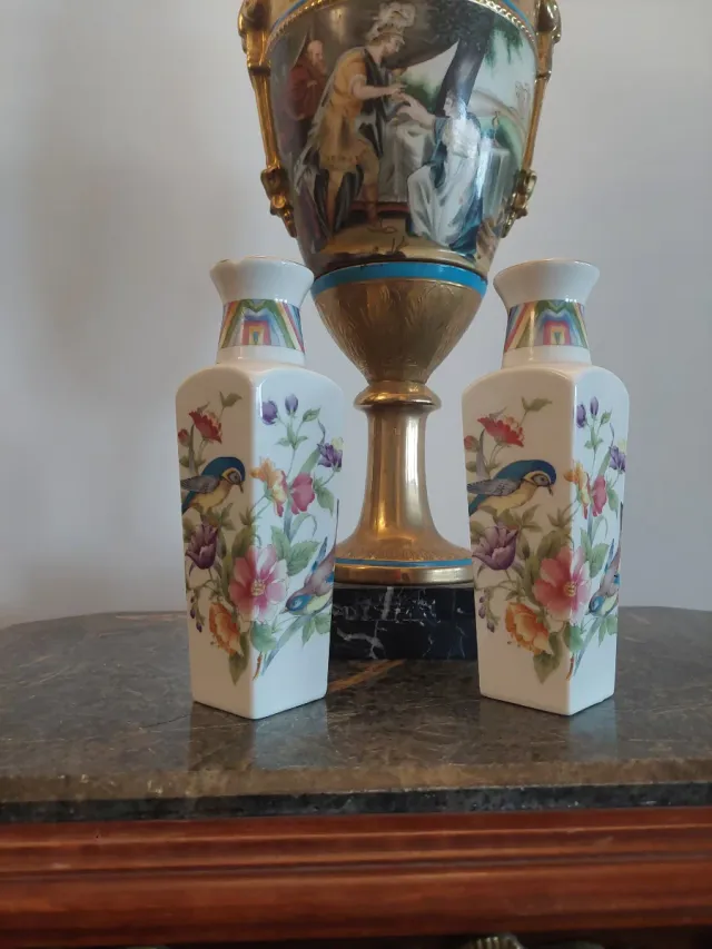 Coppia vasi inglesi in porcellana