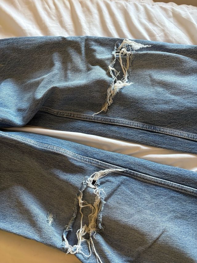 Vaqueros Zara rotos largos