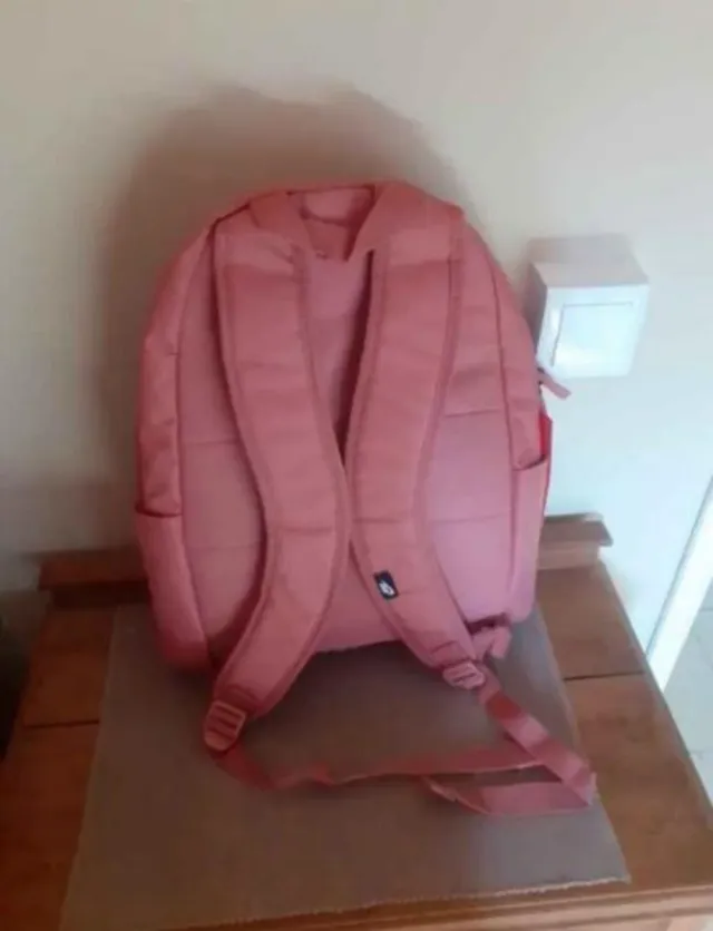 Mochila grande Nike a estrenar 