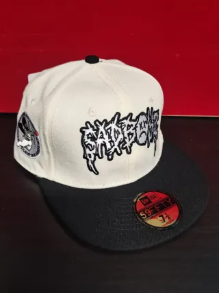 Gorra New Era 59FIFTY
Talla 7.1/4