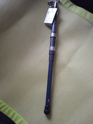 Caña de pesca telescópica RESIFIGHT
Sin uso nueva