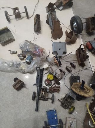 Prezzo di ricambi per giocattoli antichi da concordare