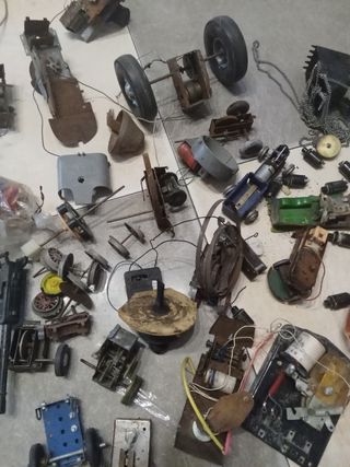 Prezzo di ricambi per giocattoli antichi da concordare