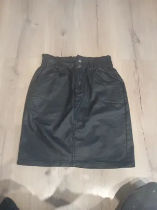 Falda efecto piel b.young Talla 34