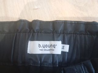 Falda efecto piel b.young Talla 34
