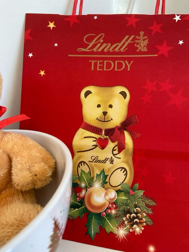 Tazza orsetto Lindt e busta
