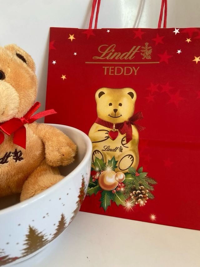 Tazza orsetto Lindt e busta