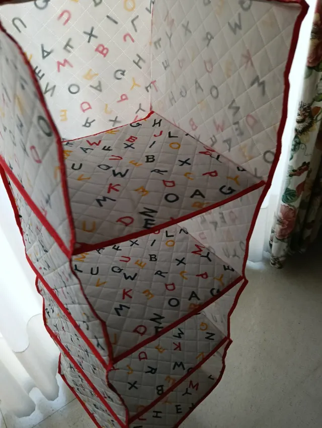 Organizador de armario colgante y plegable, con le