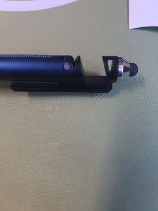 AVON Penna 6-in-1 Tech Pen