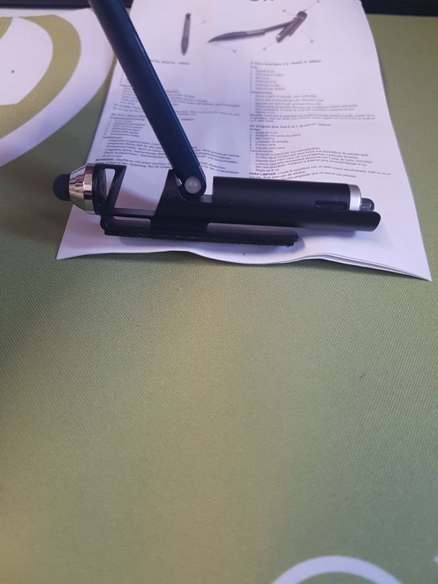 AVON Penna 6-in-1 Tech Pen