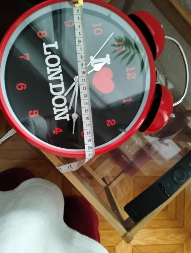 Reloj despertador rojo I LOVE LONDON