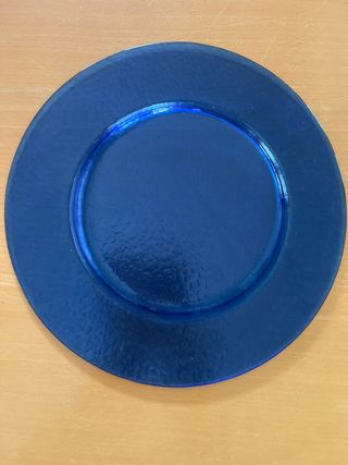 Sottopiatti blu scuro in vetro, diametro 33 cm