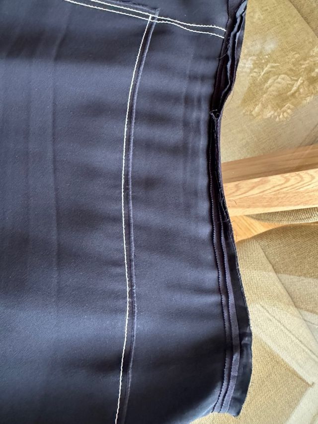 Falda asimétrica Zara negra