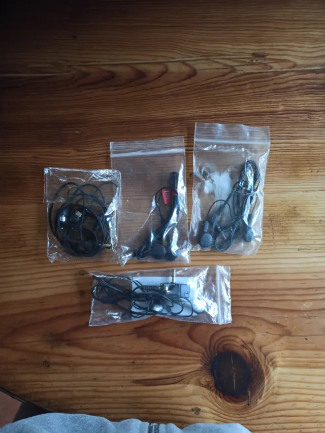 Auriculares Innova Wireless HIP