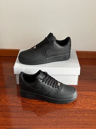 N݉ike A݉ir f݉orce 1 L݉ow Supreme Black Talla 39