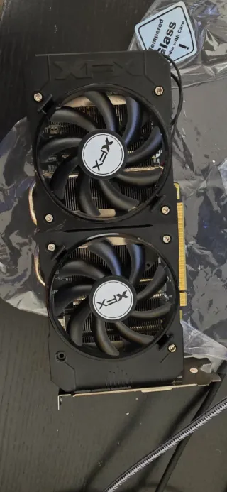 Tarjeta Gráfica AMD R9 370X 1050M 4GB