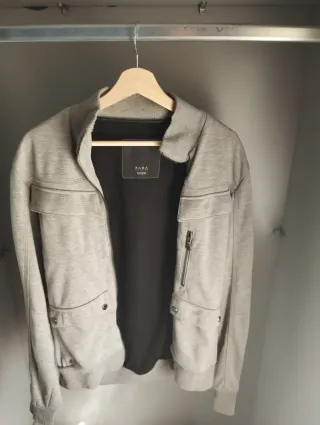 Chaqueta Zara Gris