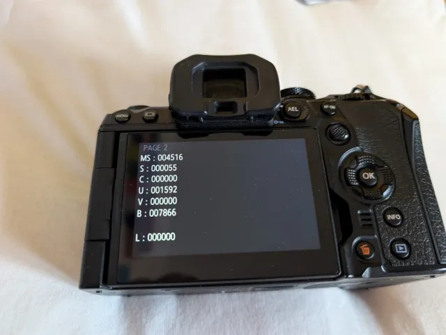 Cámara Olympus OM-1 + 2 Baterías + Flash+ cargador