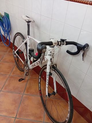 Scott Foil 40 Compact 