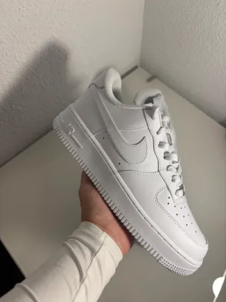 NikeAirForce 1 Low '07 White Talla 41