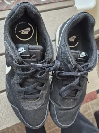 Nike Venture Runner Scarpe Uomo Taglia 44