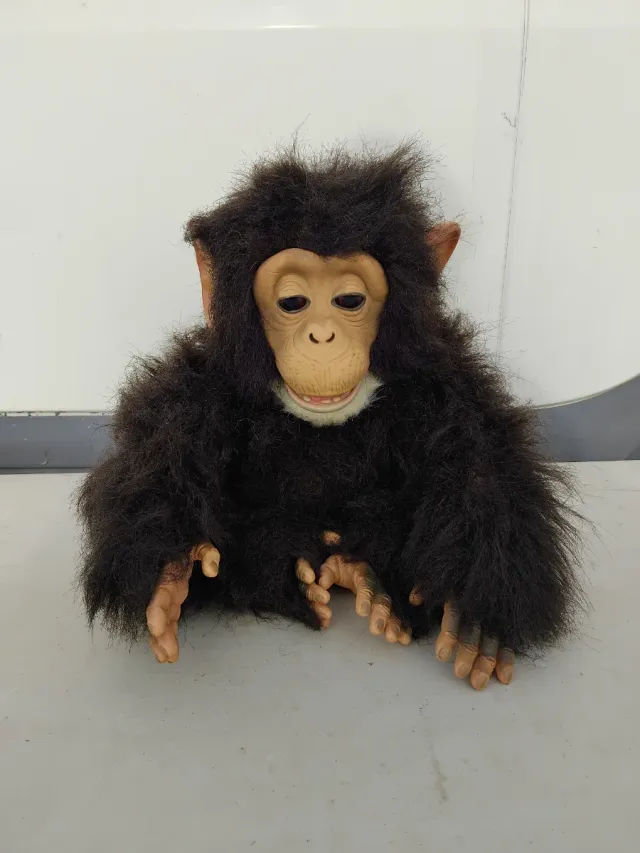 Chimpancé de peluche furReal