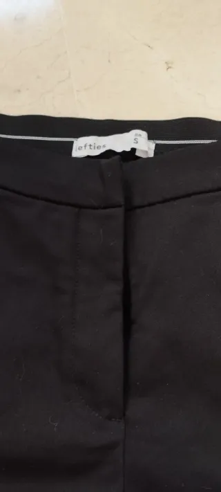 Pantalón chino Lefties negro