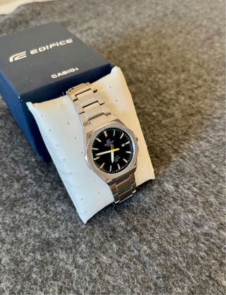 Reloj Casio Edifice Acero plateado y dial Negro