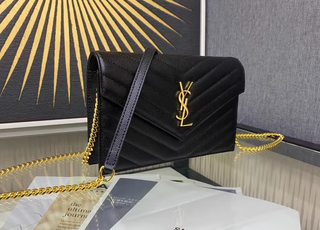 Borsa YSL Envelope Flap nera con hardware dorato