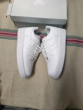 NikeAirForce 1 Low '07 White Talla 40.5