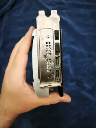 MSI RTX 5070 DA 12 GB