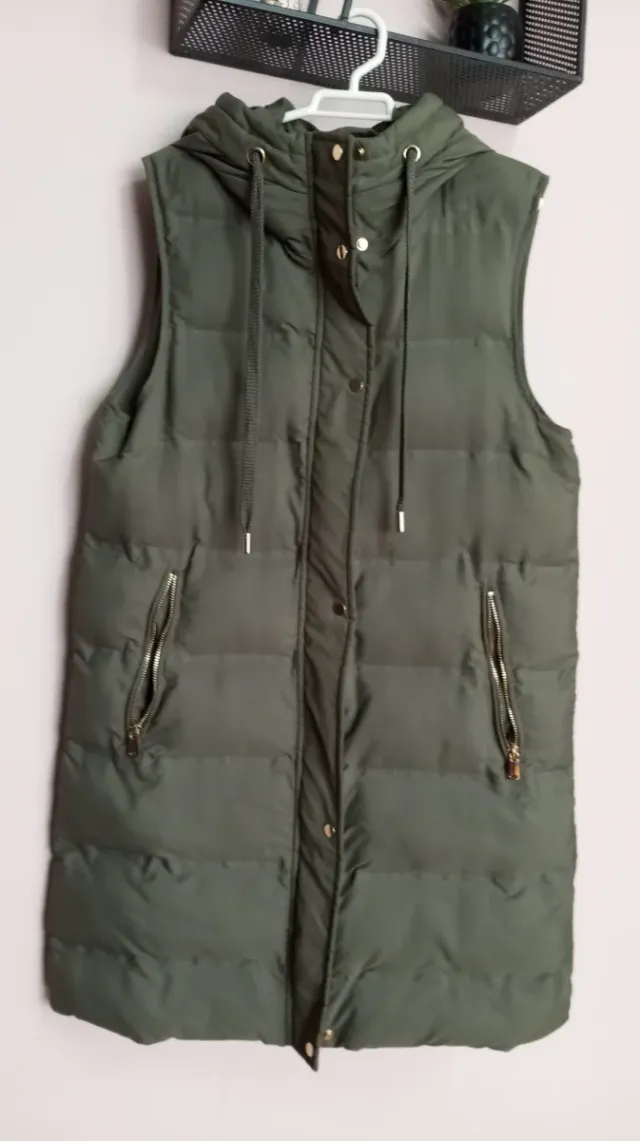 Chaleco acolchado Zara mujer verde oliva