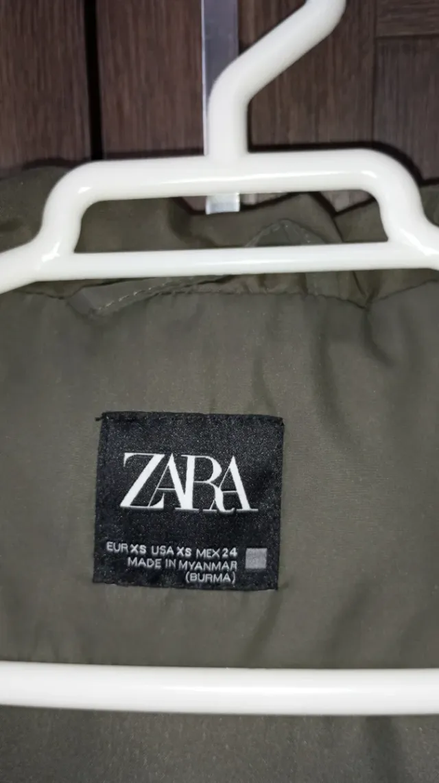 Chaleco acolchado Zara mujer verde oliva